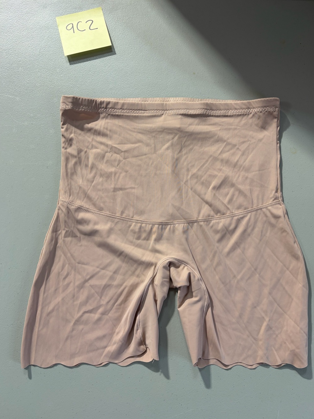 Tan Scalloped Leg Shapewear XL